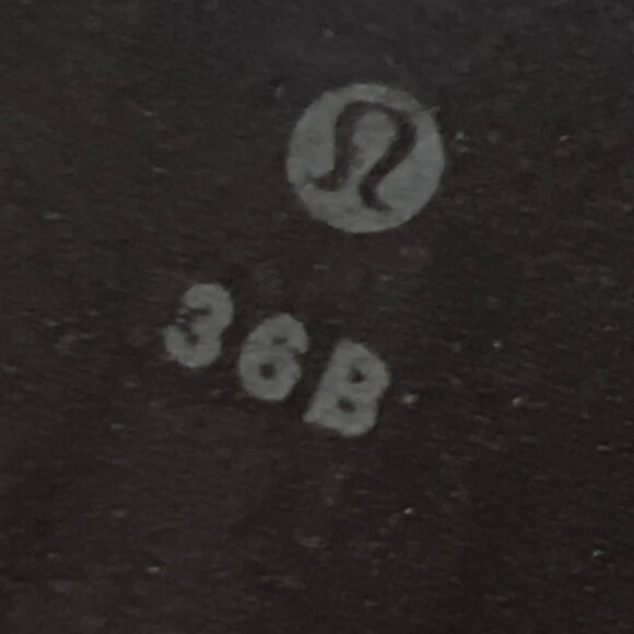 Lululemon Awake to Lace 36B Sports Bra lace Mesh Detail & Strappy Back - Picture 5 of 6